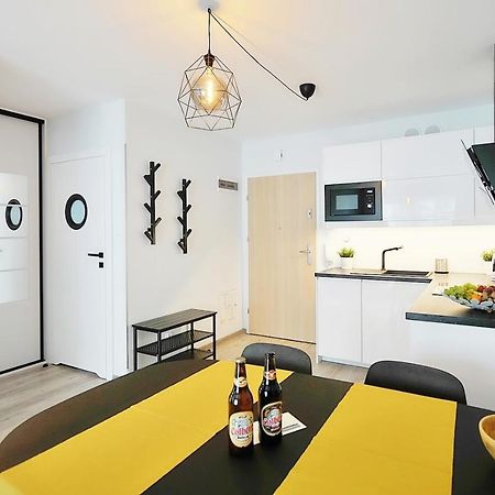 Apartament Andar Z Miejscem Parkingowym Kołobrzeg Exterior foto